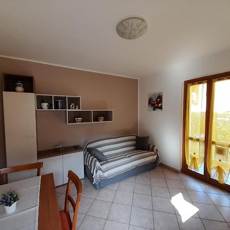 Marco Apartment - Holiday Apartment Luino Ngoại thất bức ảnh