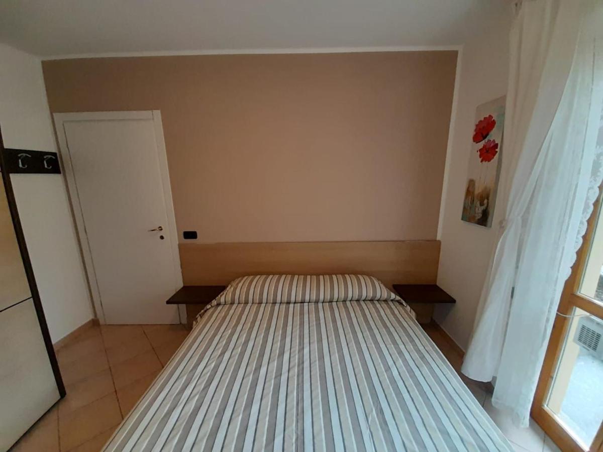 Marco Apartment - Holiday Apartment Luino Ngoại thất bức ảnh