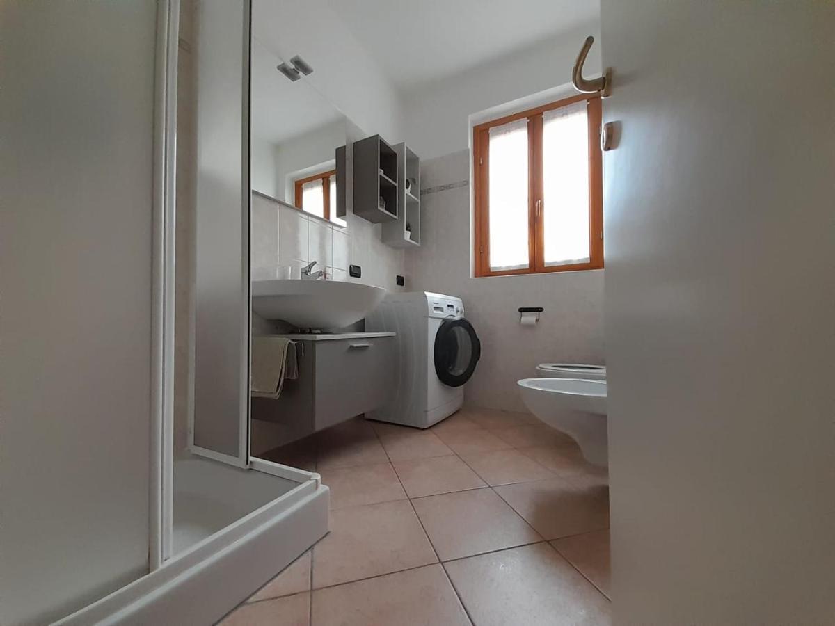 Marco Apartment - Holiday Apartment Luino Ngoại thất bức ảnh