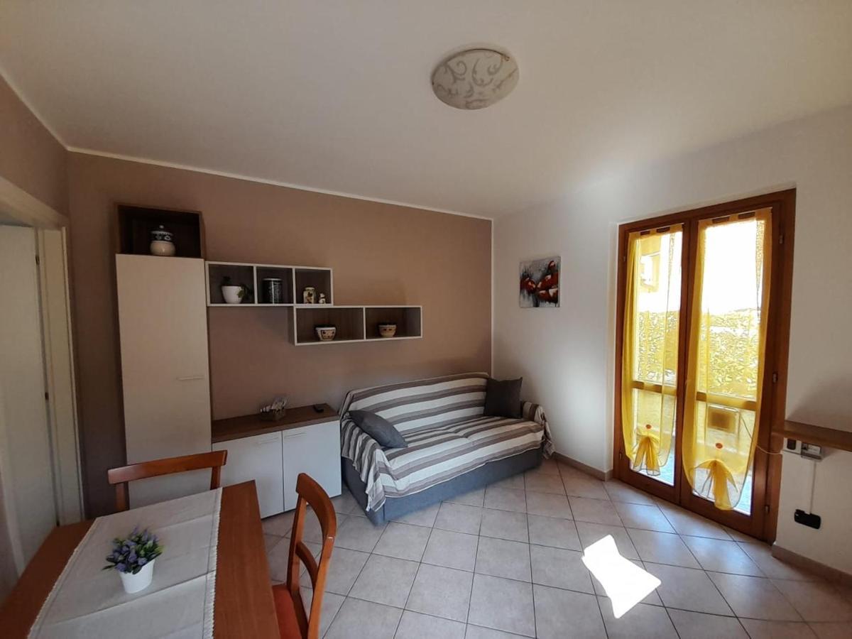 Marco Apartment - Holiday Apartment Luino Ngoại thất bức ảnh