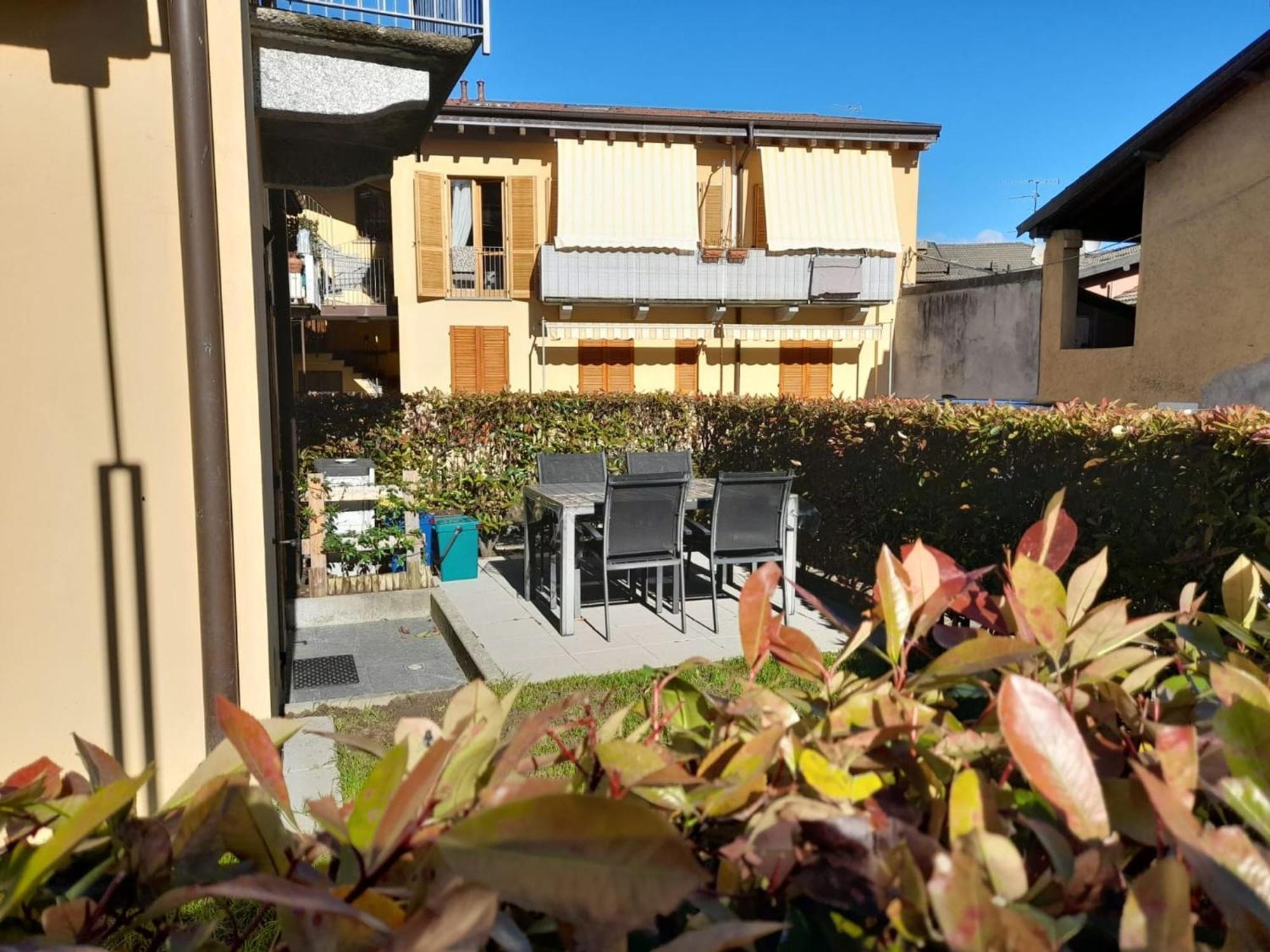 Marco Apartment - Holiday Apartment Luino Ngoại thất bức ảnh