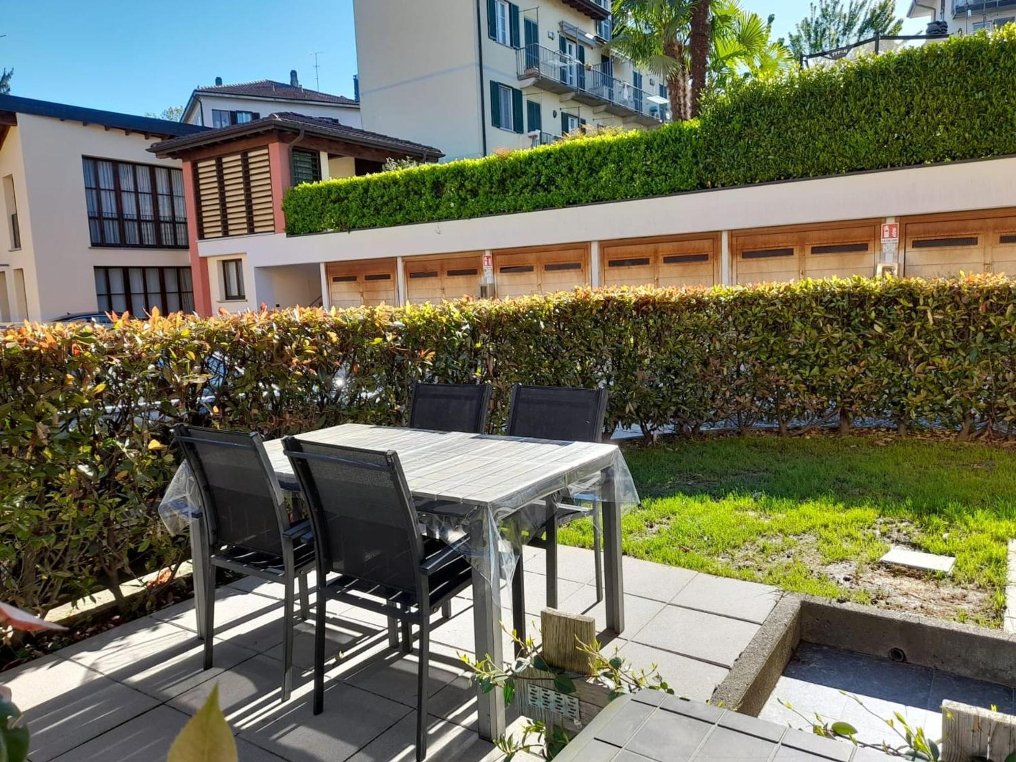 Marco Apartment - Holiday Apartment Luino Ngoại thất bức ảnh